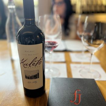 Foley Johnson Winery - Wine Tasting Room Near Me - Rutherford, California