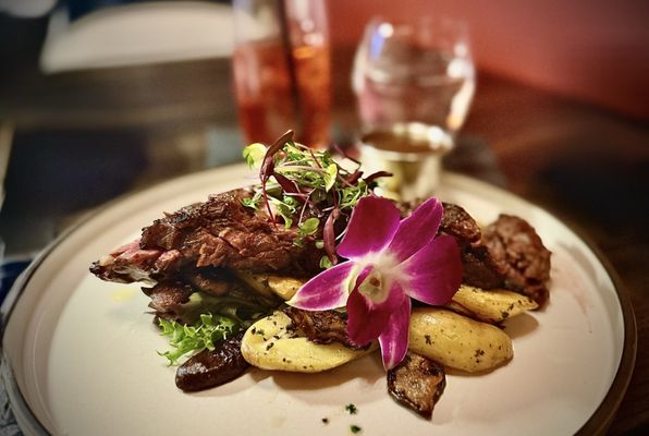 Q1227 Restaurant by null