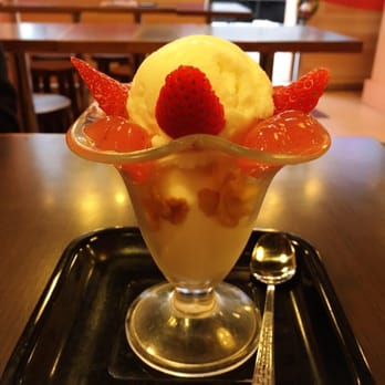 金滿堂甜品 - Ice~Cream Cornflakes & Strawberry with Ainiku ($30 HKD) - Desserts Near Me - Hong Kong, HK 金滿堂甜品 - Ice~Cream Cornflakes & Strawberry with Ainiku ($30 HKD) - Desserts Near Me - Hong Kong, HK