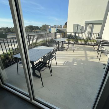 Brooklyn Water Bagel - Outdoor seating - Bagels Near Me - Clermont, Florida
