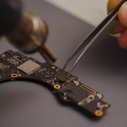 Certified Laptop Repair - Macbook charging chip removal