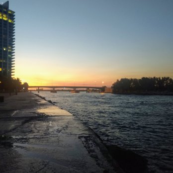 Bal Harbour Jetty - Beaches Near Me Bal Harbour Jetty - Beaches Near Me