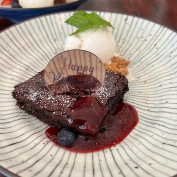 Fig & Ginger - Brownie with raspberry sauce - Breakfast & Brunch Near Me - Honolulu, Hawaii Fig & Ginger - Brownie with raspberry sauce - Breakfast & Brunch Near Me - Honolulu, Hawaii