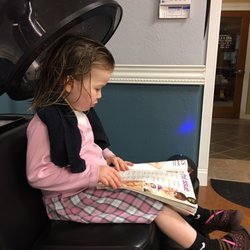 Fab U Look - My 3 year old enjoying her salon experience