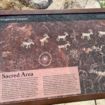 Christmas Tree Pass - Cool petroglyphs! - Hiking Near Me Christmas Tree Pass - Cool petroglyphs! - Hiking Near Me