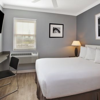 Hotel Chicago West Loop - Standard Full Guest Room - Hotels Near Me - Chicago, Illinois Hotel Chicago West Loop - Standard Full Guest Room - Hotels Near Me - Chicago, Illinois