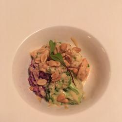 Oui - Camarão, vegetais e molhinho