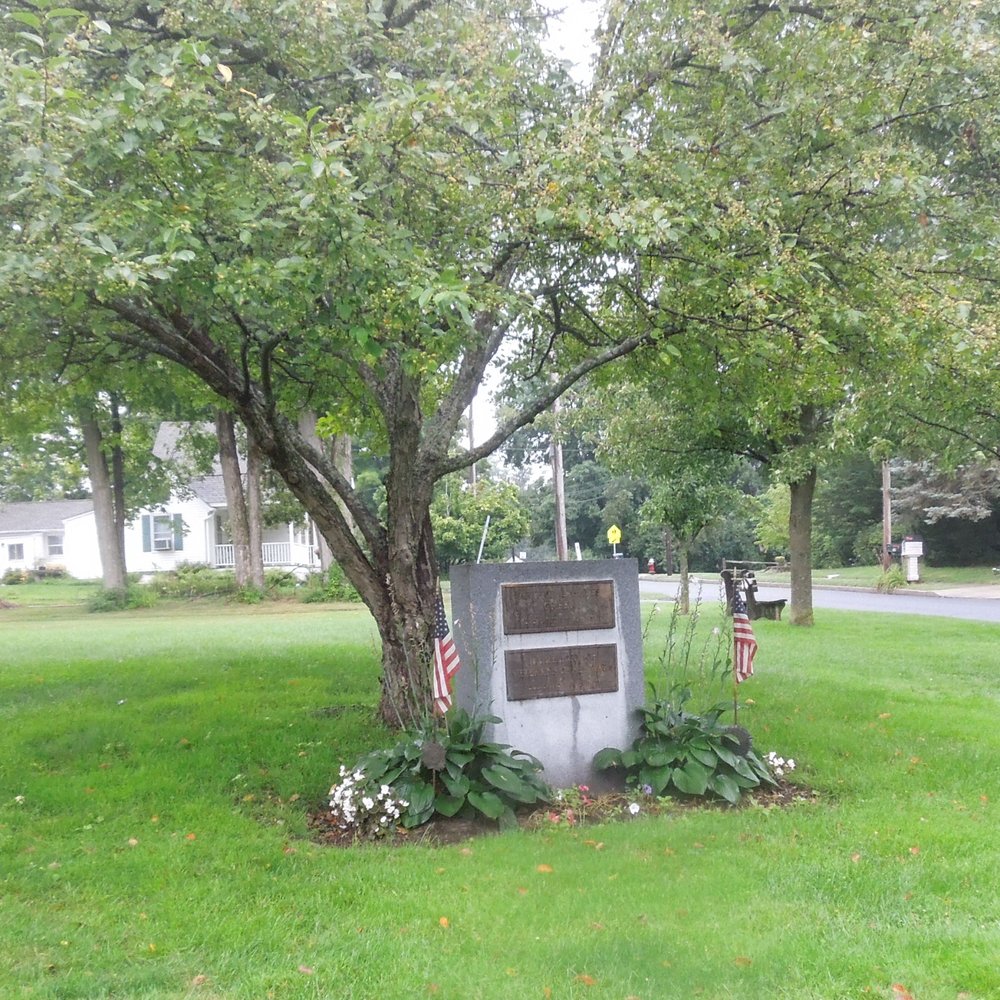 Tariffville Veterans Memorial - Landmarks & Historical Buildings Near Me - Tariffville, Connecticut Tariffville Veterans Memorial - Landmarks & Historical Buildings Near Me - Tariffville, Connecticut