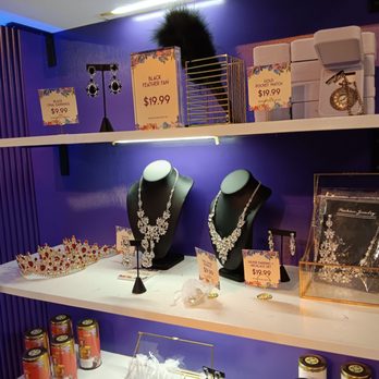 A Bridgerton Experience - Jewelry - Performing Arts Near Me - New York, New York A Bridgerton Experience - Jewelry - Performing Arts Near Me - New York, New York