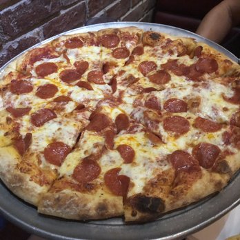 Pizza Show - Best pizza ever!! - Pizza Near Me - Hawthorne, California