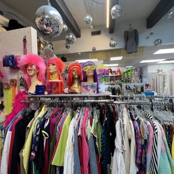 Retro Reload - Used, Vintage & Consignment Near Me - Lomita, California Retro Reload - Used, Vintage & Consignment Near Me - Lomita, California