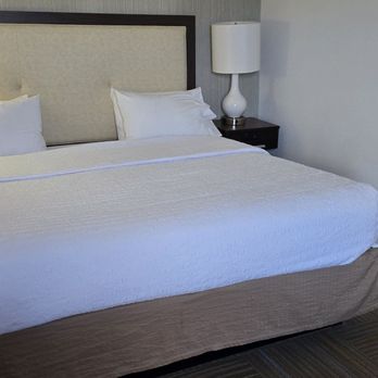 Hampton Inn & Suites Phoenix Tempe - Hotels Near Me - Tempe, Arizona
