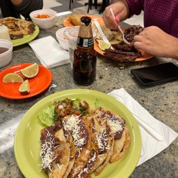 Catrachas
