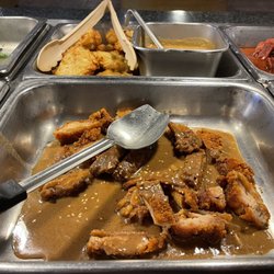 New Country China Buffet - Signature dish : peanut butter chicken