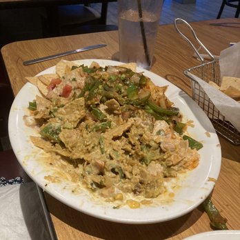 La Perla Tapatía Mexican Restaurant - Buenos Nachos off the hook! - Latin American Near Me - Eustis, Florida La Perla Tapatía Mexican Restaurant - Buenos Nachos off the hook! - Latin American Near Me - Eustis, Florida