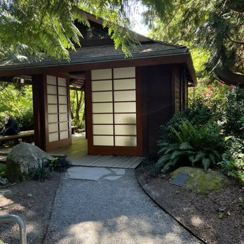 Bellevue Botanical Garden - Near 'Yao Garden' - Botanical Gardens Near Me - Bellevue, Washington