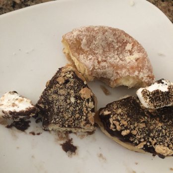 Hurts Donut - S'mores - Donuts Near Me - Tempe, Arizona