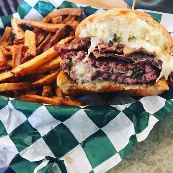 Casper's and Runyon's Nook - Philly Style Jucy Lucy - Dive Bars Near Me - Saint Paul, Minnesota