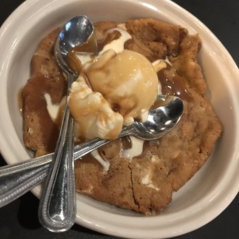 Giordano's - Salted caramel cookie with vanilla ice cream and caramel sauce - Pizza Near Me - Chicago, Illinois Giordano's - Salted caramel cookie with vanilla ice cream and caramel sauce - Pizza Near Me - Chicago, Illinois