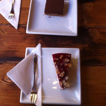 Kaffekilden - Rawcake og ris a la mande - Cafes Near Me - Copenhagen, 84 Kaffekilden - Rawcake og ris a la mande - Cafes Near Me - Copenhagen, 84