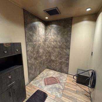 SUGARED + BRONZED - Tan room - Tanning Near Me - Los Angeles, California