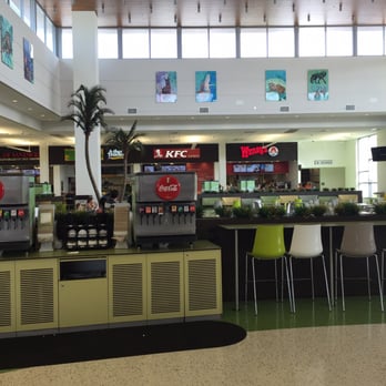KFC - You across the dining area. - Chicken Shop Near Me - Okeechobee, Florida