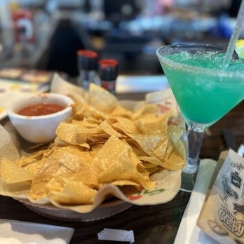 Chili's - Chips & Salsa and margarita if the month - American Near Me - Atascocita, Texas Chili's - Chips & Salsa and margarita if the month - American Near Me - Atascocita, Texas