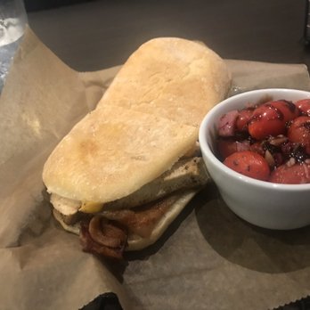 Meemom's - Jalapeño chicken panini & tomato salad - Coffee & Tea Near Me - Middletown, New Jersey Meemom's - Jalapeño chicken panini & tomato salad - Coffee & Tea Near Me - Middletown, New Jersey