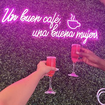 Madres Brunch - Breakfast & Brunch Near Me - Placentia, California