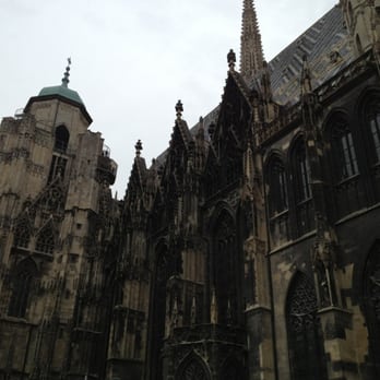Domkirche St. Stephan - Side view of Stephansdom - Churches Near Me - Vienna, 9 Domkirche St. Stephan - Side view of Stephansdom - Churches Near Me - Vienna, 9