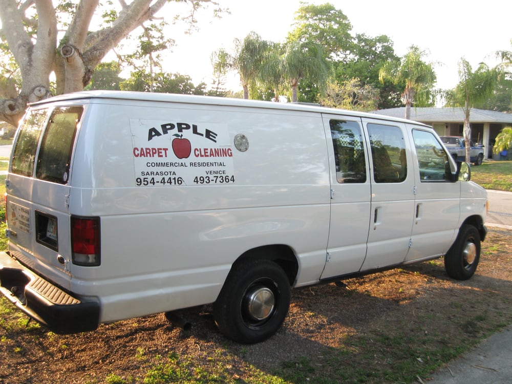 APPLE CARPET CLEANING 2930 Michigan St, Sarasota, Florida Carpet