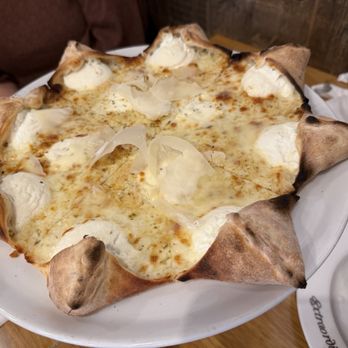 Mister O1 Extraordinary Pizza Dr Phillips - Star Lana - Italian Near Me - Orlando, Florida Mister O1 Extraordinary Pizza Dr Phillips - Star Lana - Italian Near Me - Orlando, Florida