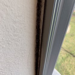 Red Oak Townvillage Luxury Apartments - Mild on the window seals.