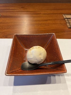 Nishiazabu Taku by null