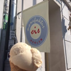 Eismanufaktur Berlin - Das erste Eis des Jahres. Karamell Fleur de Sel natürlich.
