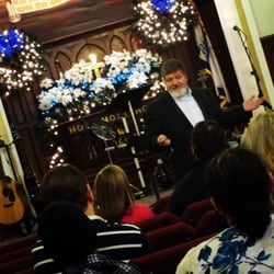 ARWChurch - Pastor Sam Astin preaching on a Sunday morning.