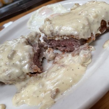 Gravy - Thicc country fried steak was the best I've ever had - American Near Me - Portland, Oregon Gravy - Thicc country fried steak was the best I've ever had - American Near Me - Portland, Oregon