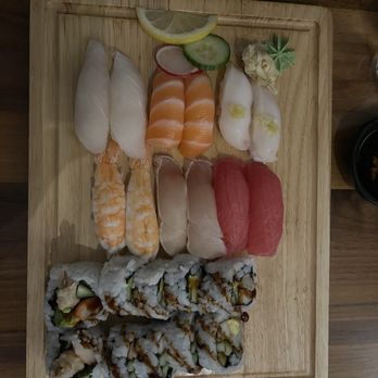 The Hungry Sumo - Bara Sushi - Japanese Near Me - Collingwood, Ontario