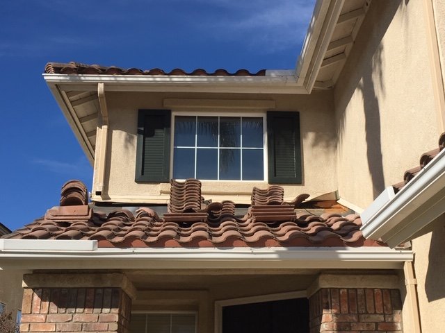 Slide of Ceus Roofing and Painting