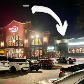 Randy's Prime Seafood and Steaks - Outside / Exterior of Randy's - Patsy's to left (highly recommend also) - tons of parking tho lot is always packed - see my inside vids - New American Near Me - Vienna, Virginia Randy's Prime Seafood and Steaks - Outside / Exterior of Randy's - Patsy's to left (highly recommend also) - tons of parking tho lot is always packed - see my inside vids - New American Near Me - Vienna, Virginia