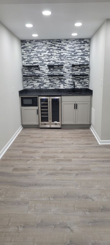 Slide of Michael Matthews Construction & Development