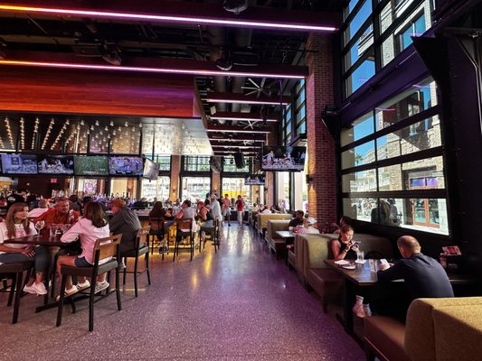 Bottled Blonde Las Vegas by null