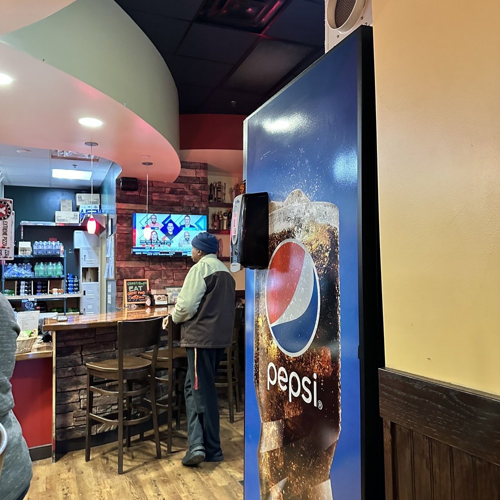 Extreme Pizza - Arlington - Waiting area - Pizza Near Me - Arlington, Virginia Extreme Pizza - Arlington - Waiting area - Pizza Near Me - Arlington, Virginia