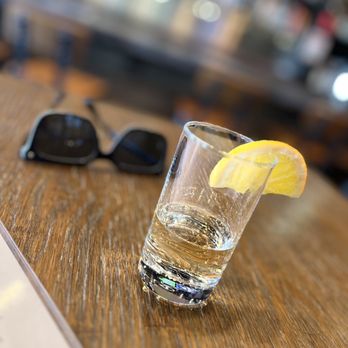 The Brass Tap - Don Julio respaldado - Cocktail Bars Near Me - Rocklin, California The Brass Tap - Don Julio respaldado - Cocktail Bars Near Me - Rocklin, California