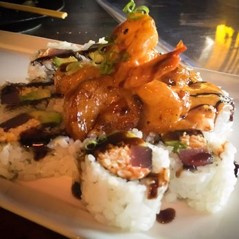 Zu Izakaya - Star of the evening ... sriracha shrimp  the shrimp was cooked to perfection ... oh so tender. - Asian Fusion Near Me - Tempe, Arizona