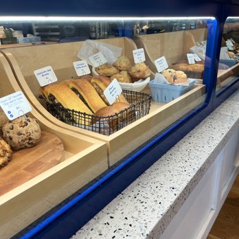 Levain Bakery - Upper East Side, NYC - Chocolate Chip Brioche + Cinnamon Brioche - Bakeries Near Me - New York, New York Levain Bakery - Upper East Side, NYC - Chocolate Chip Brioche + Cinnamon Brioche - Bakeries Near Me - New York, New York