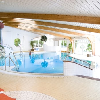 Jagdhaus Wiese - Schwimmbad - Hotels Near Me - Schmallenberg, NW
