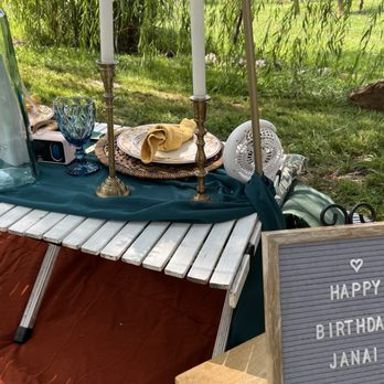 Warrenton Picnic - Set up. - Party & Event Planning Near Me - Warrenton, Virginia Warrenton Picnic - Set up. - Party & Event Planning Near Me - Warrenton, Virginia