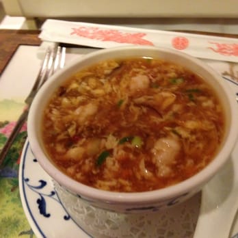 China-Restaurant Shanghai - Sacharf sauer Suppe - Hotels & Travel Near Me - Arbon, TG