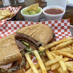 Torta Cubana Yum